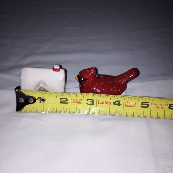 NWT    Ceramic Red Bird & House Salt & Pepper Shakers- - Picture 8 of 8